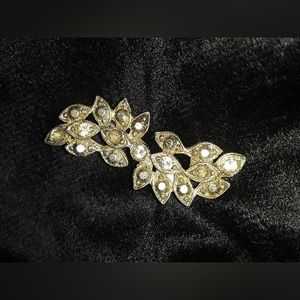 Antique pin